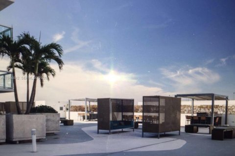 Купить кондоминиум в Майами, Флорида 1 спальня, 59.18м2, № 2001409 - фото 18