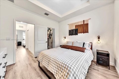 Adosado en alquiler en Miami, Florida, 3 dormitorios, 122.63 m2 № 2076404 - foto 13