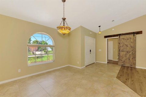 House in North Port, Florida 3 bedrooms, 208.94 sq.m. № 2224601 - photo 9