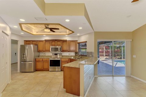 House in North Port, Florida 3 bedrooms, 208.94 sq.m. № 2224601 - photo 11