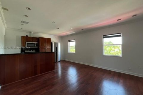 Villa ou maison à louer à Miami, Floride: 2 chambres, 379.69 m2 № 2309308 - photo 7
