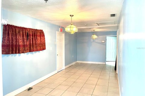 Casa en venta en Orlando, Florida, 4 dormitorios, 156.91 m2 № 1597810 - foto 5
