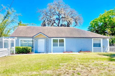 Casa en venta en Orlando, Florida, 4 dormitorios, 156.91 m2 № 1597810 - foto 1