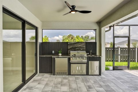 Casa en venta en Cape Coral, Florida, 4 dormitorios, 195.84 m2 № 2092384 - foto 24
