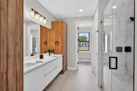 Casa en venta en Cape Coral, Florida, 4 dormitorios, 195.84 m2 № 2092384 - foto 28