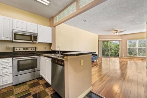 Снять в аренду кондоминиум в Тампа, Флорида 2 спальни, 91.97м2, № 2207893 - фото 3