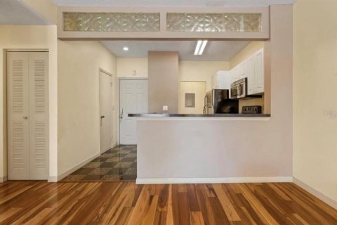 Снять в аренду кондоминиум в Тампа, Флорида 2 спальни, 91.97м2, № 2207893 - фото 5