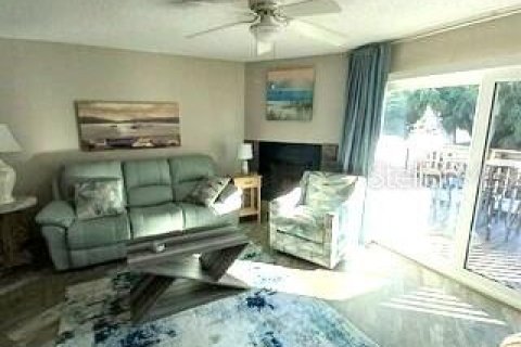 Touwnhouse à vendre à Indian Rocks Beach, Floride: 2 chambres, 109.62 m2 № 2373236 - photo 19