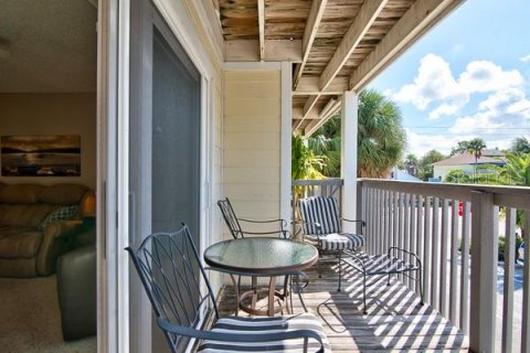 Touwnhouse à vendre à Indian Rocks Beach, Floride: 2 chambres, 109.62 m2 № 2373236 - photo 21