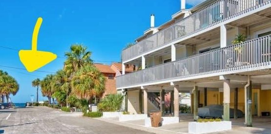 Touwnhouse à Indian Rocks Beach, Floride 2 chambres, 109.62 m2 № 2373236