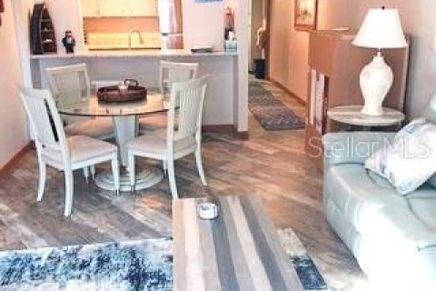 Touwnhouse à vendre à Indian Rocks Beach, Floride: 2 chambres, 109.62 m2 № 2373236 - photo 14