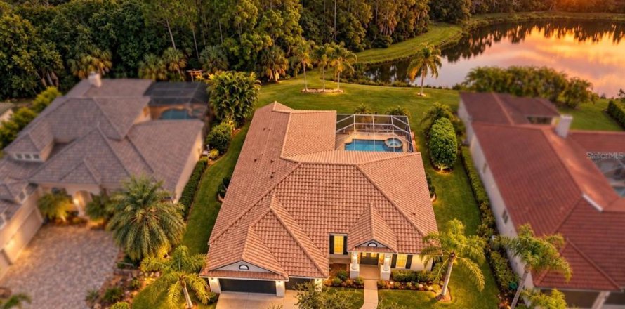 Villa ou maison à Bradenton, Floride 3 chambres, 232.53 m2 № 2398479