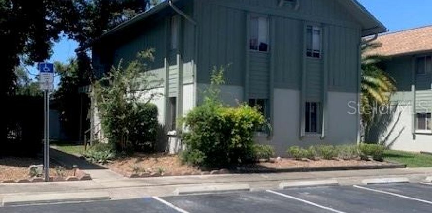Condominio en Clearwater, Florida, 2 dormitorios № 1904929