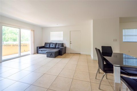 Copropriété à louer à Dania Beach, Floride: 2 chambres, 94.3 m2 № 1999995 - photo 6