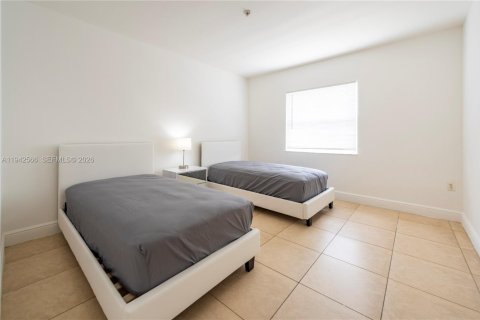 Copropriété à louer à Dania Beach, Floride: 2 chambres, 94.3 m2 № 1999995 - photo 11