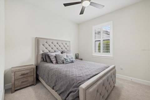 House in Sarasota, Florida 3 bedrooms, 230.96 sq.m. № 1914581 - photo 30