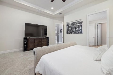 House in Sarasota, Florida 3 bedrooms, 230.96 sq.m. № 1914581 - photo 21