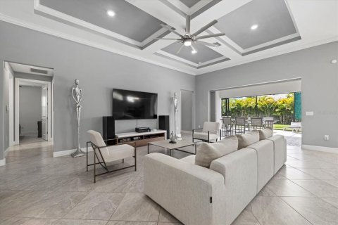 House in Sarasota, Florida 3 bedrooms, 230.96 sq.m. № 1914581 - photo 6