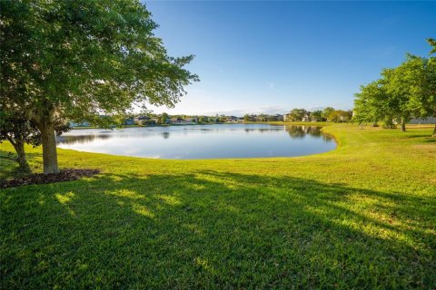 Casa en alquiler en Orlando, Florida, 4 dormitorios, 175.68 m2 № 2275460 - foto 9