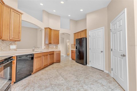 Casa en alquiler en Orlando, Florida, 4 dormitorios, 175.68 m2 № 2275460 - foto 6