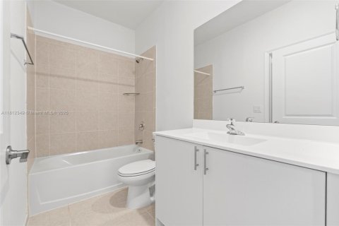 Townhouse in Homestead, Florida 3 bedrooms, 123.37 sq.m. № 1756842 - photo 6