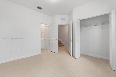 Townhouse in Homestead, Florida 3 bedrooms, 123.37 sq.m. № 1756842 - photo 5