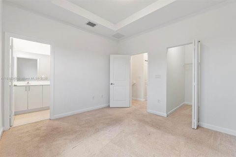 Townhouse in Homestead, Florida 3 bedrooms, 123.37 sq.m. № 1756842 - photo 22