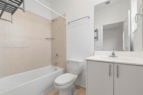 Townhouse in Homestead, Florida 3 bedrooms, 123.37 sq.m. № 1756842 - photo 27