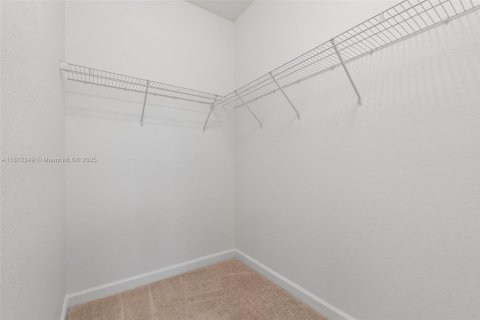 Townhouse in Homestead, Florida 3 bedrooms, 123.37 sq.m. № 1756842 - photo 23