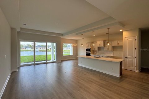 House in DeLand, Florida 3 bedrooms, 178.74 sq.m. № 1856345 - photo 5
