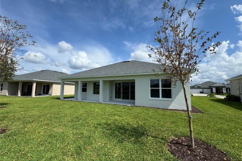 House in DeLand, Florida 3 bedrooms, 178.74 sq.m. № 1856345 - photo 2