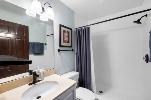 Condo in Saint Petersburg, Florida, 2 bedrooms  № 1732317 - photo 21