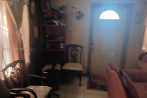 Купить виллу или дом в Норт-Лодердейл, Флорида 4 спальни, 124.95м2, № 1972017 - фото 10