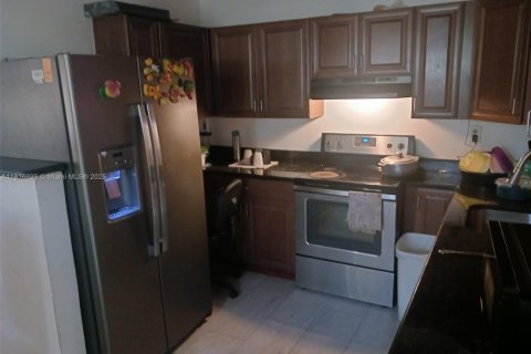 Купить виллу или дом в Норт-Лодердейл, Флорида 4 спальни, 124.95м2, № 1972017 - фото 4