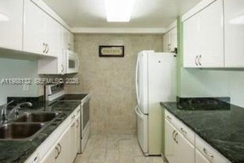 Adosado en venta en Miami, Florida, 3 dormitorios, 140.28 m2 № 2049015 - foto 24