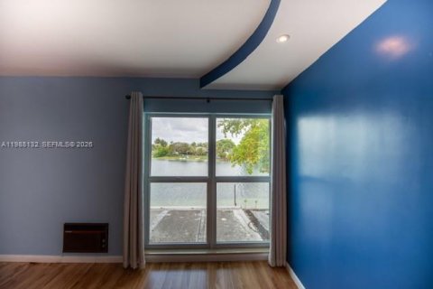 Adosado en venta en Miami, Florida, 3 dormitorios, 140.28 m2 № 2049015 - foto 29