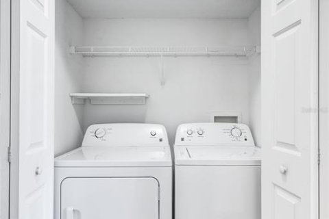 Adosado en venta en Tampa, Florida, 3 dormitorios, 126.72 m2 № 1805033 - foto 22