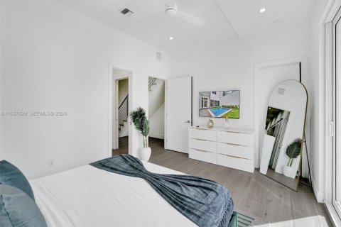 Touwnhouse à louer à Fort Lauderdale, Floride: 4 chambres, 223.43 m2 № 2243656 - photo 26