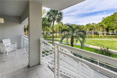 Condo in Longboat Key, Florida, 1 bedroom № 2195287 - photo 16