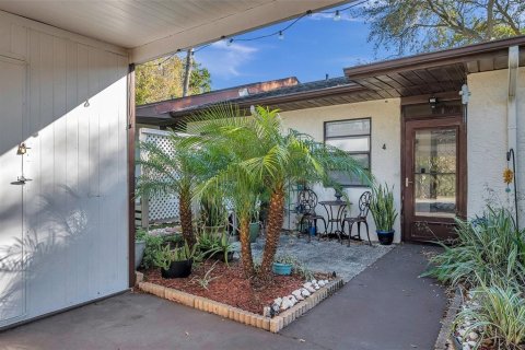 Condo à Port Richey, Floride, 2 chambres  № 2310213