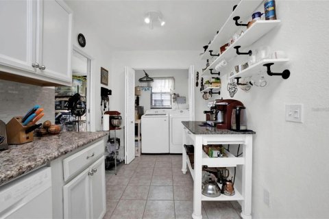 House in Port Charlotte, Florida 2 bedrooms, 108.6 sq.m. № 1628383 - photo 11