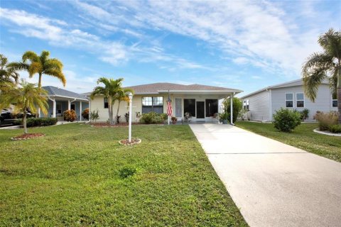 House in Port Charlotte, Florida 2 bedrooms, 108.6 sq.m. № 1628383 - photo 2