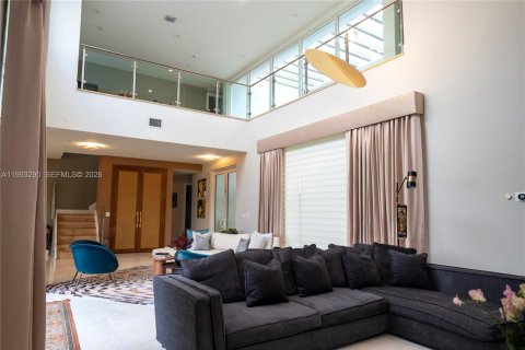 Villa ou maison à vendre à Doral, Floride: 6 chambres, 452.81 m2 № 2056982 - photo 11