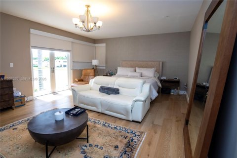 Villa ou maison à vendre à Doral, Floride: 6 chambres, 452.81 m2 № 2056982 - photo 13