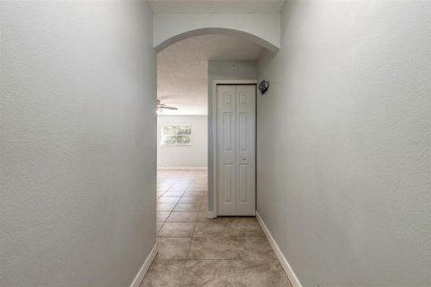 Casa en venta en Orange City, Florida, 3 dormitorios, 158.49 m2 № 2430843 - foto 4