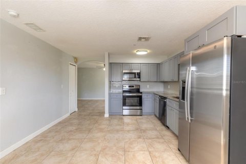 Casa en venta en Orange City, Florida, 3 dormitorios, 158.49 m2 № 2430843 - foto 9