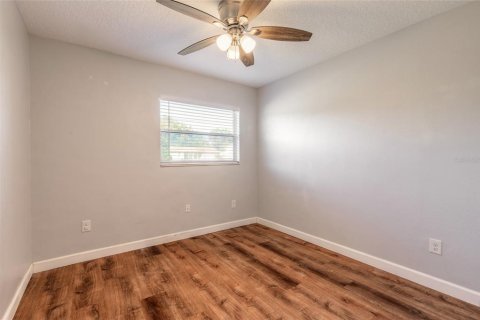 Casa en venta en Orange City, Florida, 3 dormitorios, 158.49 m2 № 2430843 - foto 13