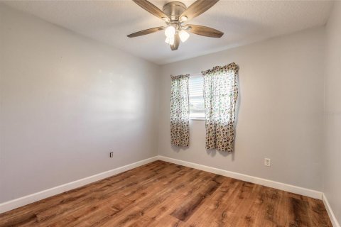 Casa en venta en Orange City, Florida, 3 dormitorios, 158.49 m2 № 2430843 - foto 11
