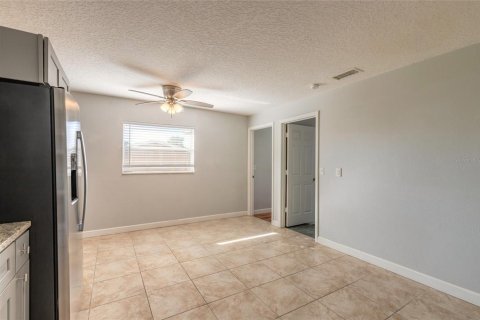 Casa en venta en Orange City, Florida, 3 dormitorios, 158.49 m2 № 2430843 - foto 10