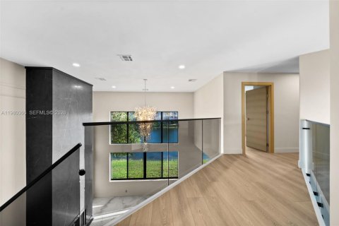 Купить виллу или дом в Бока-Ратон, Флорида 5 спален, 277.68м2, № 2043456 - фото 21